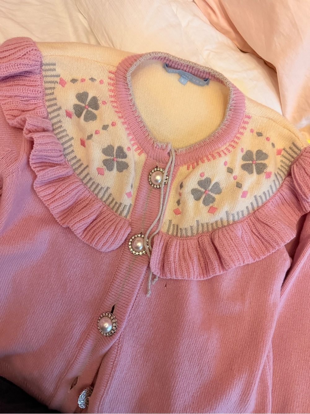 Hill House 100% Virgin Wool Cottagecore Desk Cardigan in Pink - Picture 6 of 9